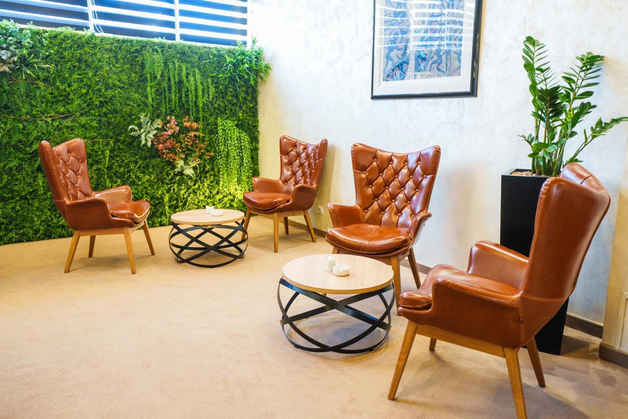 Hotel Monogram Park Ruma Zewnętrze zdjęcie